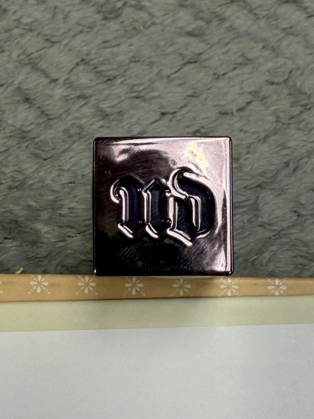 Urban Decay Vice High Impact Cream Lipstick, Shade Manic NWOB Full Size Vegan